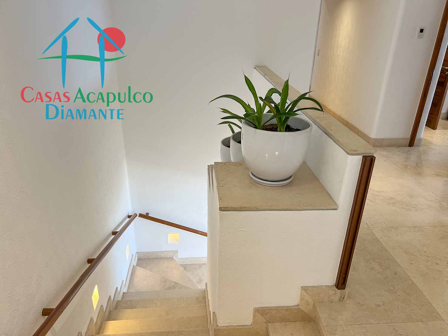 Residencial Playamar Caoba PH 1 - Escaleras 2